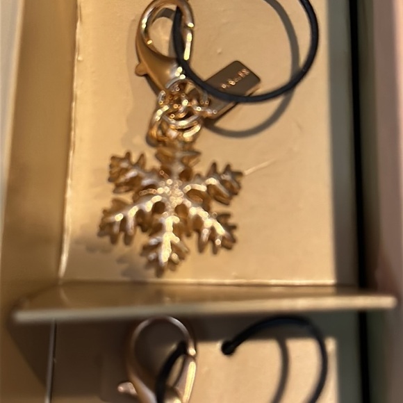 Coach wristlet gift set - Picture 5 of 5